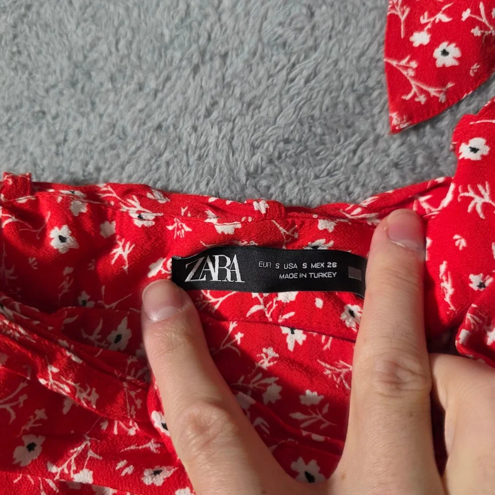 Zara Womens S Mini Skirt Red Floral Wrap Tie Waist Ruffle Hem Summer Cottagecore